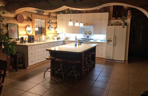 Indian Ski Chalet | Turnagain View Lodge & Wedding Venue