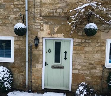 Tetbury House | Turnpike Cottage