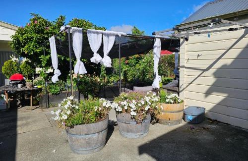 Featherston House | Turret House
