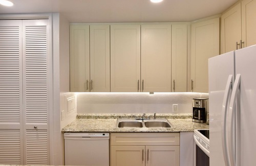 Kahuku House | Turtle Bay Aloha Nui Loa*t-090-094-0800-01 1 Bedroom Condo by RedAwning