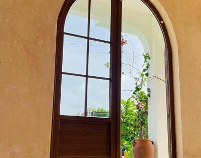 Doddaballapur Bed & Breakfast | Tuscan Breeze, Nandi Hills