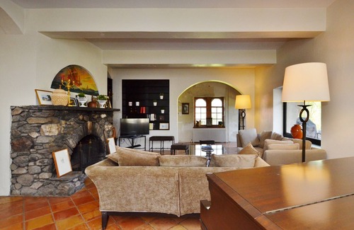 Chester Center House | Tuscan Villa in Chester CT