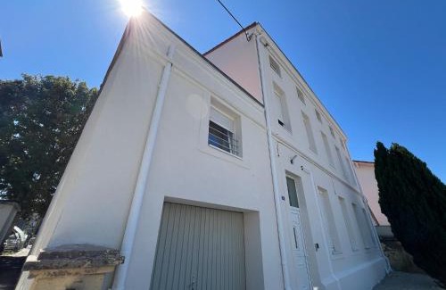 Boulay-Moselle Apartment | Tuscana-style house Boulay
