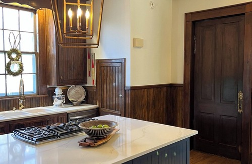 Verona House | Twin Oaks- Historical Home