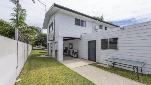 Wooli House | Twin Palms Retreat