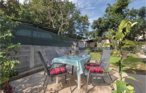 Barbariga Apartment | Two-Bedroom Apartment In Betiga