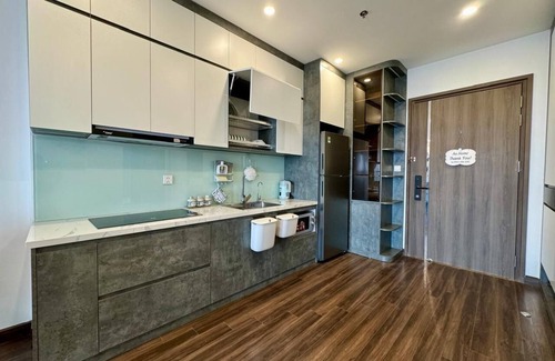 Le Chan House | Two-Bedroom Apartment with City View