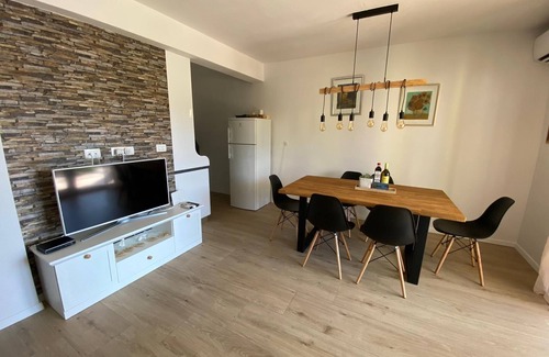 Poljica Apartment | Two bedroom apartment with terrace and sea view Poljica, Trogir (A-18634-a)