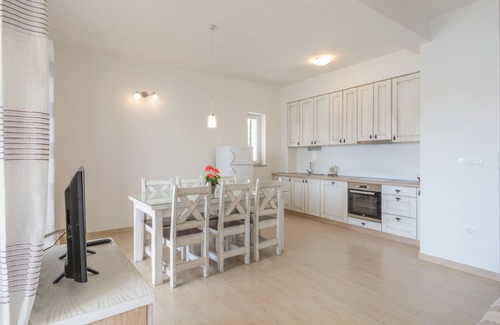 Simuni Apartment | Two bedroom apartment with balcony and sea view Šimuni, Pag (A-18386-a)