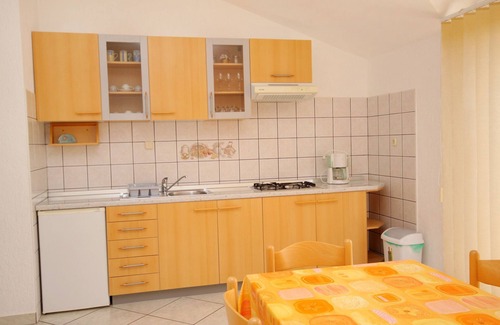 Punat Apartment | Two bedroom apartment with terrace and sea view Punat, Krk (A-5343-a)