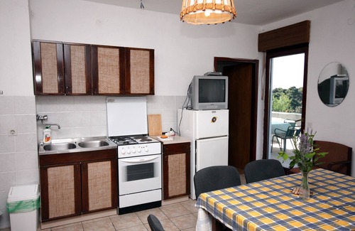 Suha Punta Apartment | Two bedroom apartment with terrace and sea view Suha Punta, Rab (A-5050-b)