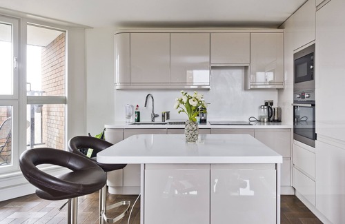 Chelsea Riverside Apartment | Two Bedroom Chelsea Flat with Amazing River Views