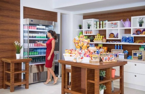 Dafan Al Nakheel Apartment | Two Bedroom King Suite Near Al Naeem Mall