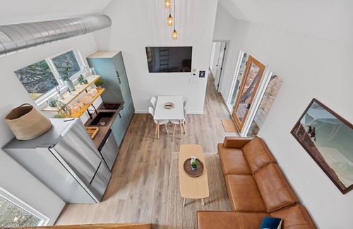 Wimberley Cabin | Two Bedroom Modern Tiny Home at The Cedars Ranch