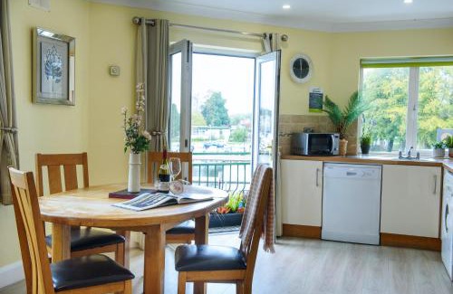 Cortober Apartment | Two bedroom waterfront Apartment