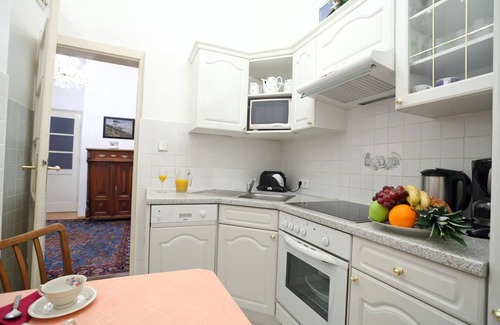 Roßau Apartment | Two Bedrooms Apartment Roegergasse in the near Center of Vienna Austria