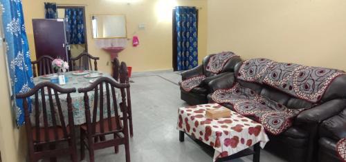 Hyderabad Apartment | Two BHK Fully Furnished Flat - Near Charminar and Salar Jung Museum