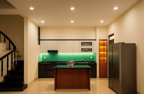 Son Tra Villa | Two front Villa 3br Danang city center-3 mins to My Khe beach-TV 75 inch-Netflix