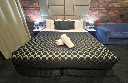 Wentworth Hotel | Two Rivers Motel