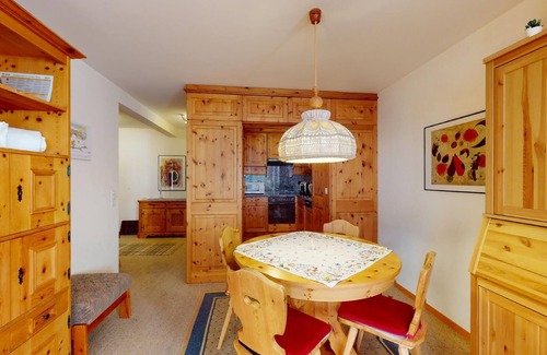 Sils-Maria Apartment | Two-room apartment on the first floor, 69 m².