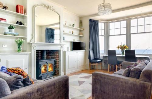 Cromer House | Two The Crescent