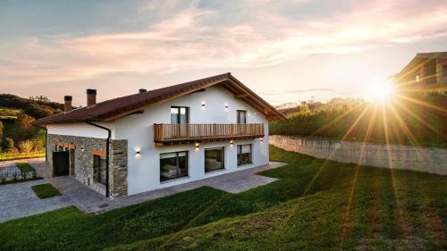 Gatika House | TXORIONAK - Caserío Rehabilitado entre Bilbao y Urdaibai