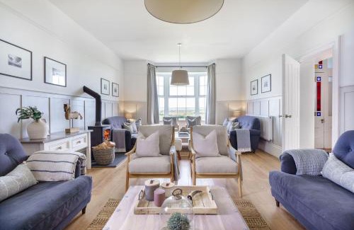 Llanerchymedd House | Ty Carmel - Carmel House