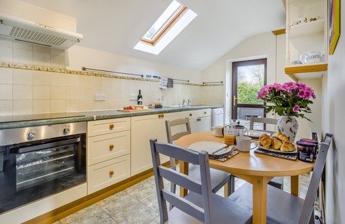 Llanon House | Ty Clyd - Two Bedroom House, Sleeps 4