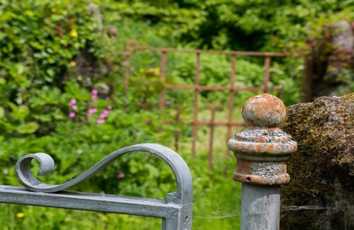 Pentraeth House | Ty Fry Manor