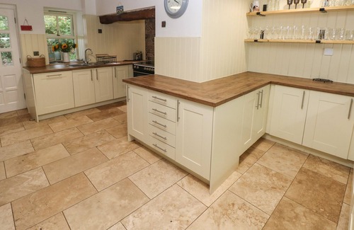 Crosswell Cottage | Ty Llwyd