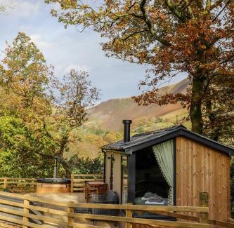 Mawddwy Cabin | Ty Nant Gwenyn