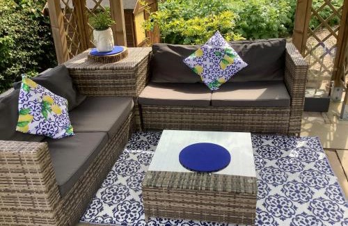 Tan-y-groes House | Ty Twt - complete holiday home