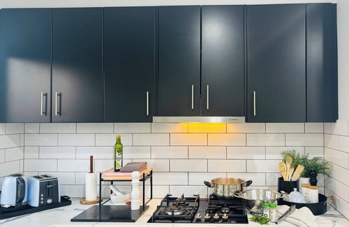 Moana House | U2 at Moana Beach Esplanade Exclusive 2 Bdrm Apt WiFi Spa Pet Friendly