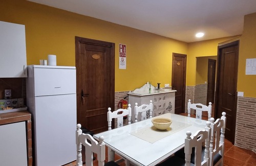 Guadalupe Apartment | Ubicado en el Corazón del Geoparque Villuercas-ibores-jara