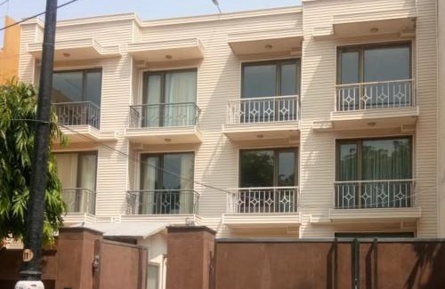 Hanuman Road Area Bed & Breakfast | UDS Villa - Next to VFS, Walking to Connaught Place