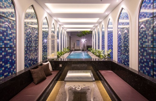 Xitun District Hotel | Uher Luxury Resort & Hotel