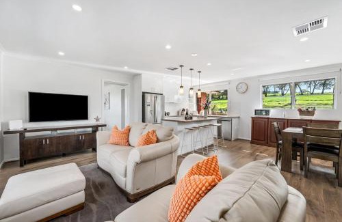 Greenock Villa | Ultima Escapes - Carcoola House - Barossa Fringe Retreat