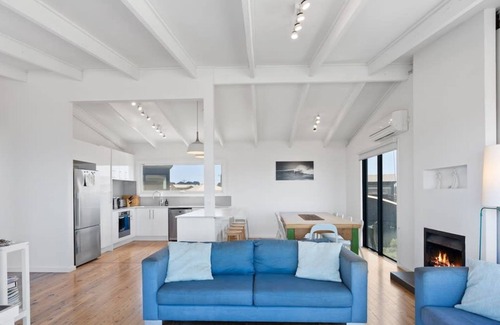 Sunderland Bay House | Ultimate Beachfront Retreat