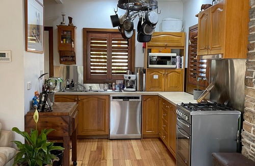 Upper Sturt House | Ultra Dog Friendly Accommodation