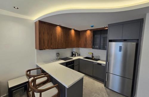 Tosmur Belediyesi Apartment | 'Ultra Luxury Holiday Apt in the Heart of the City