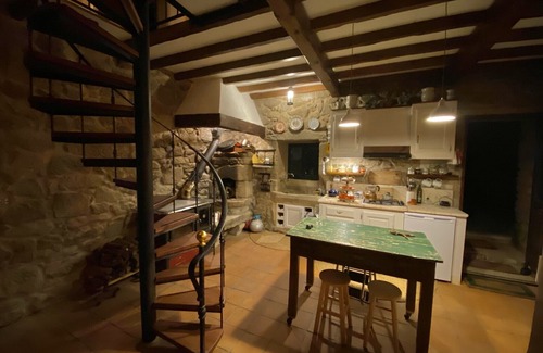 Barona Cottage | UNA RARA AVIS - solar house with sea views