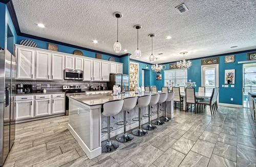 Kissimmee Villa | Unbelievable FOURTEEN-Bedroom Paradise Villa in Veranda Palms, close to Disney!