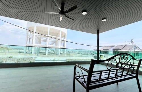 Malacca City House | Uncle CK villa 20pax/pool/party