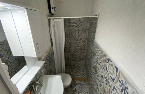 Oren Apartment | Uncle Jack Apart