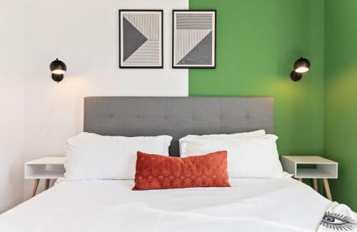 Little Tokyo Apartment | Unique 1-Bedroom DTLA Escape with City Views