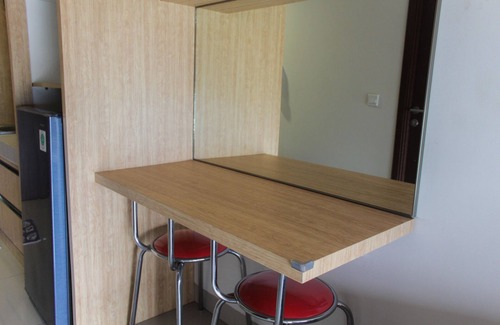 Sidoarjo Apartment | Unique and Fresh 2BR Parkland Avenue Apartment