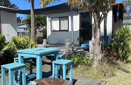 Mahia Cabin | Unique Bach in a quiet setting