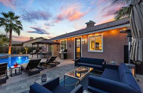 Indio House | Unique Twin Homes - Perfect for Large Groups