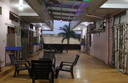 Jabalpur House | Unit 16 Beautiful and clean room to stay