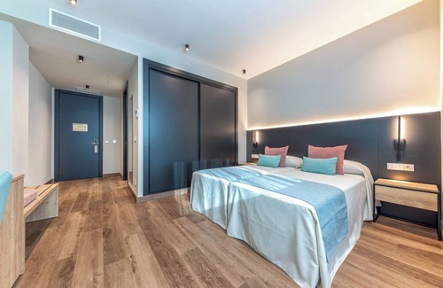 San Vicente del Raspeig Hotel | UNIVERSA HOTEL